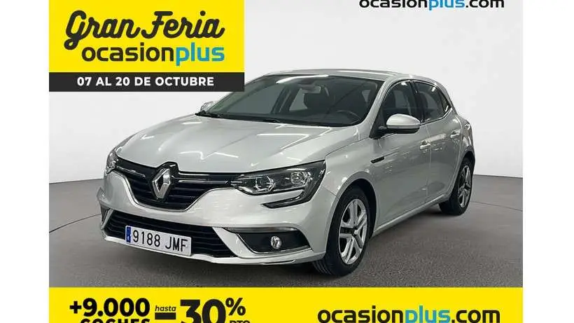 Photo 1 : Renault Megane 2016 Essence