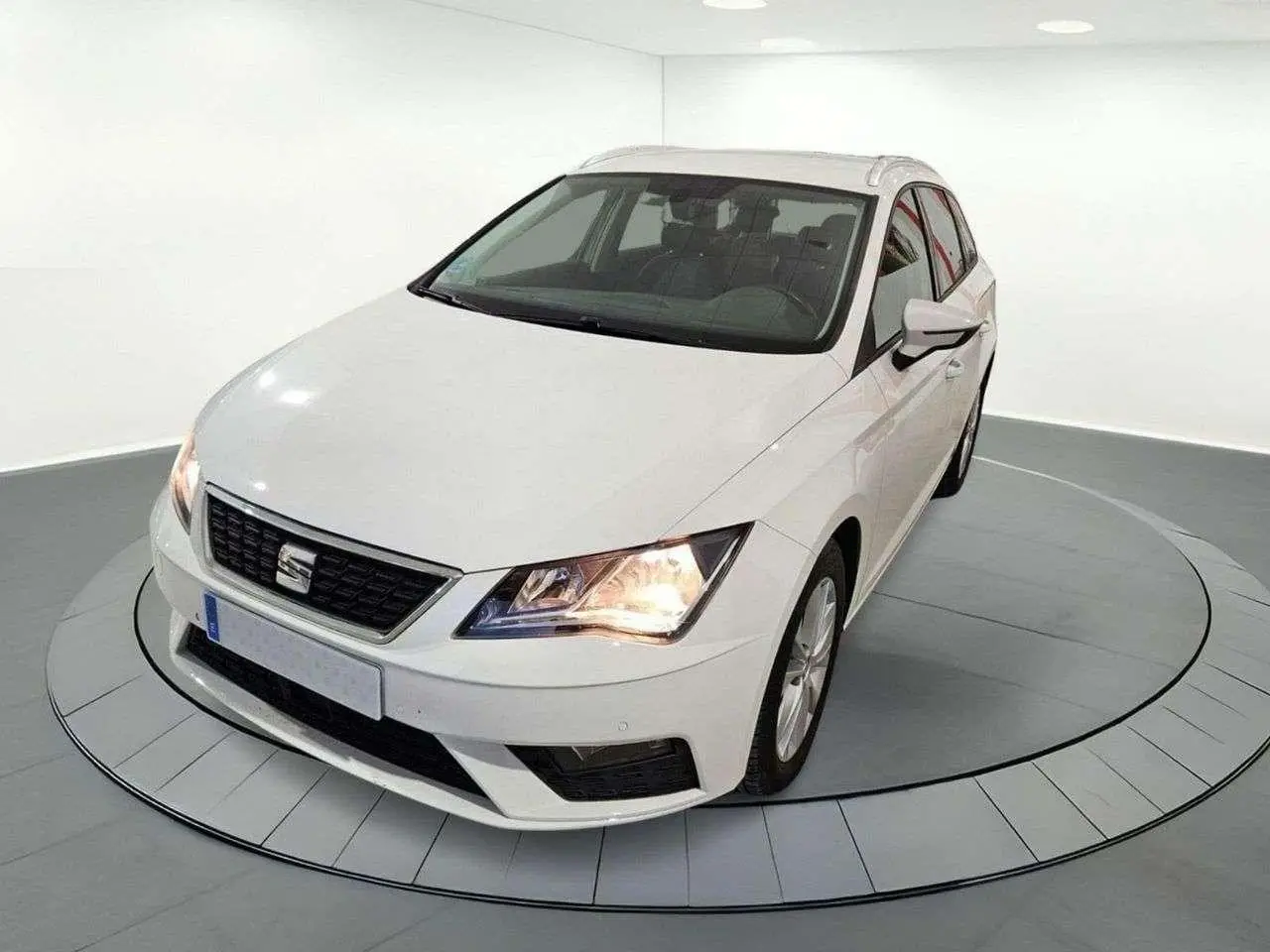 Photo 1 : Seat Leon 2019 Diesel