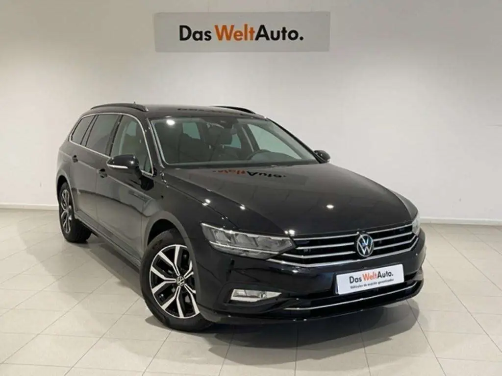 Photo 1 : Volkswagen Passat 2022 Diesel