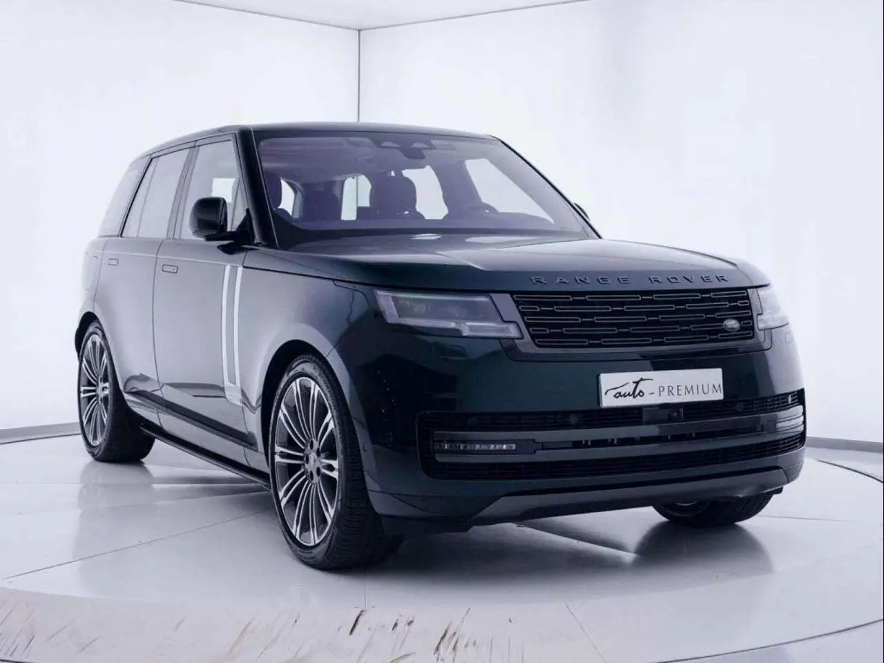 Photo 1 : Land Rover Range Rover 2023 Essence