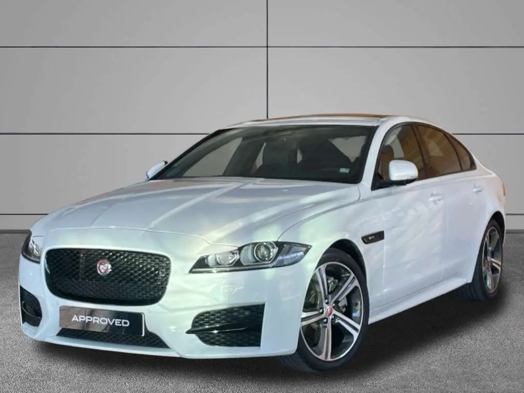 Photo 1 : Jaguar Xf 2018 Diesel