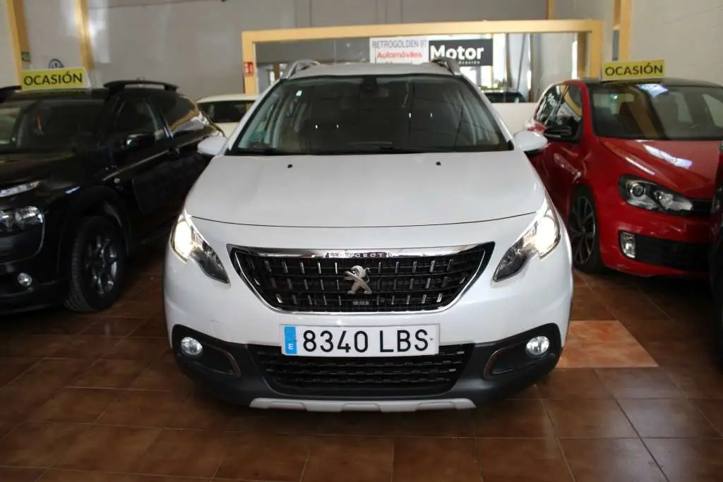 Photo 1 : Peugeot 2008 2019 Diesel