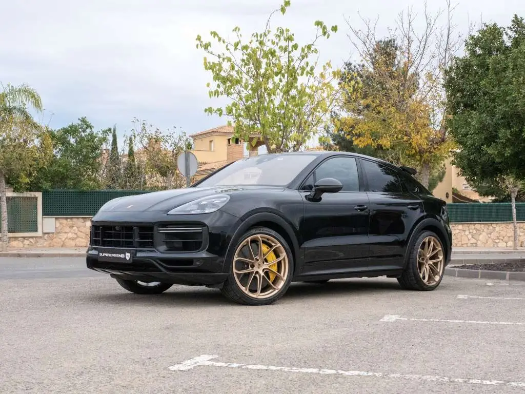 Photo 1 : Porsche Cayenne 2022 Petrol