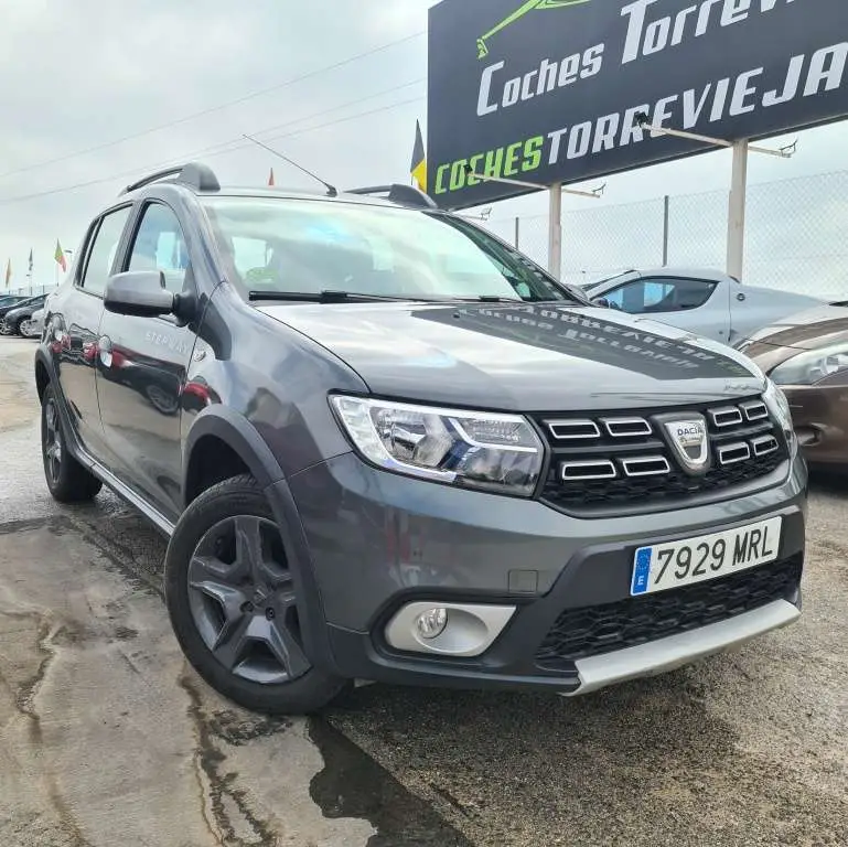 Photo 1 : Dacia Sandero 2018 Essence