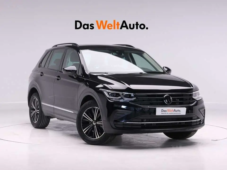 Photo 1 : Volkswagen Tiguan 2023 Essence