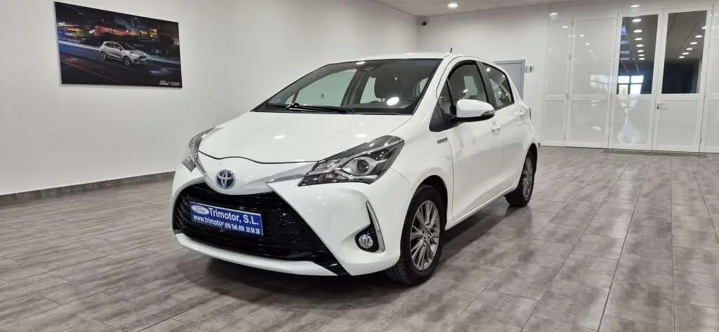 Photo 1 : Toyota Yaris 2018 Hybride