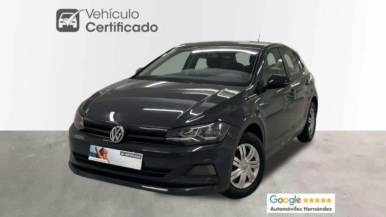 Photo 1 : Volkswagen Polo 2018 Petrol