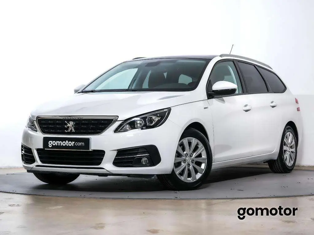 Photo 1 : Peugeot 308 2020 Petrol