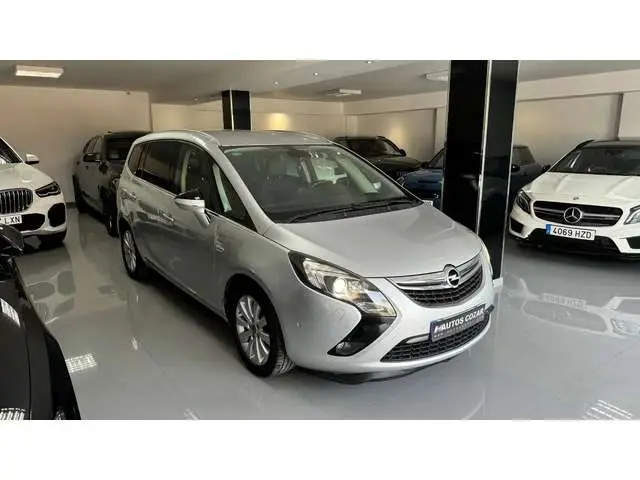 Photo 1 : Opel Zafira 2016 Diesel