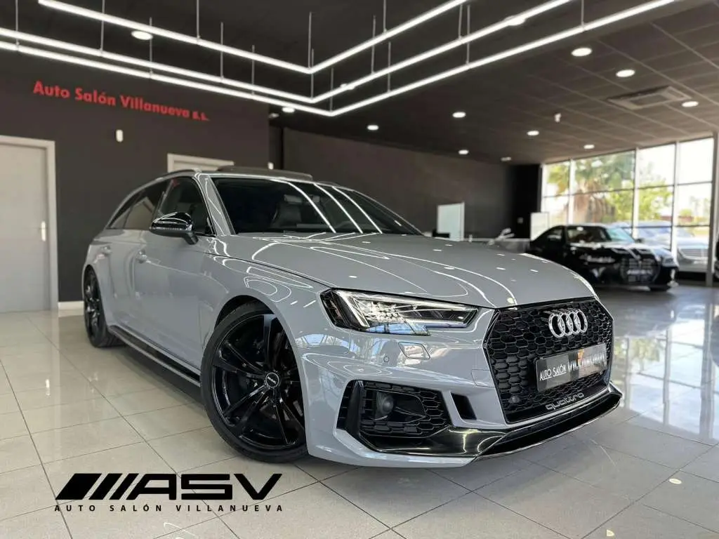 Photo 1 : Audi Rs4 2019 Essence