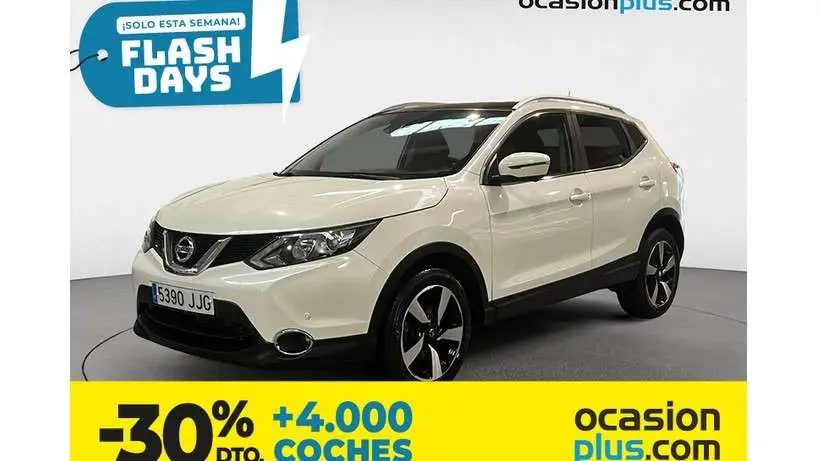 Photo 1 : Nissan Qashqai 2015 Petrol