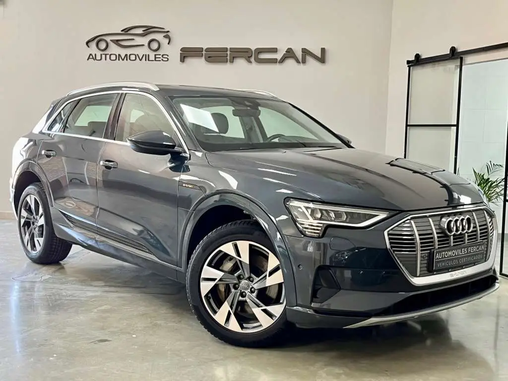 Photo 1 : Audi E-tron 2019 Électrique