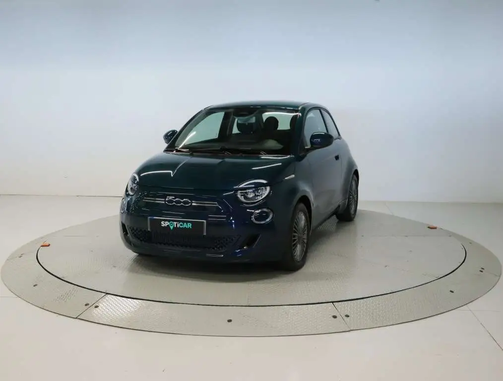 Photo 1 : Fiat 500 2023 Electric