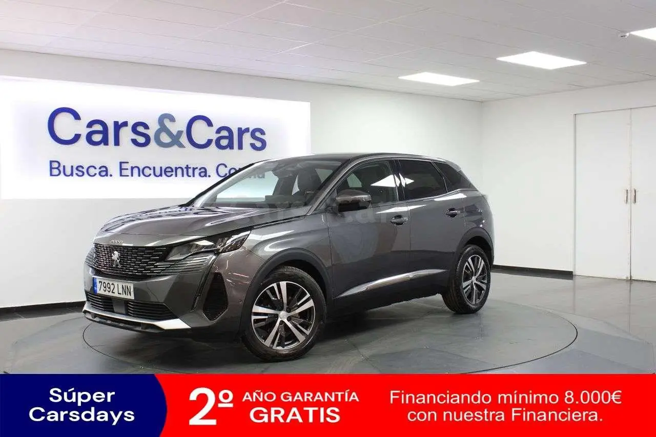 Photo 1 : Peugeot 3008 2021 Essence