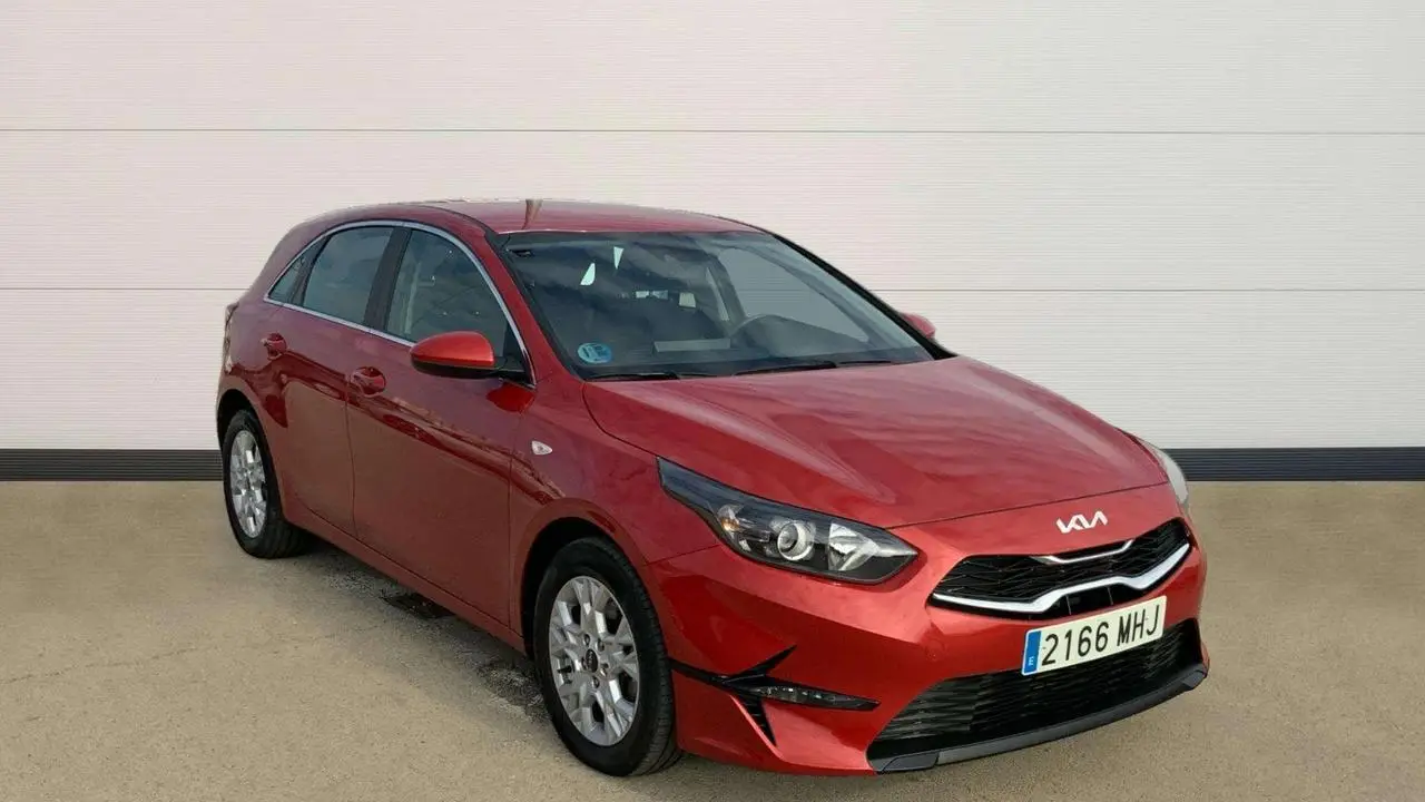 Photo 1 : Kia Ceed 2023 Diesel