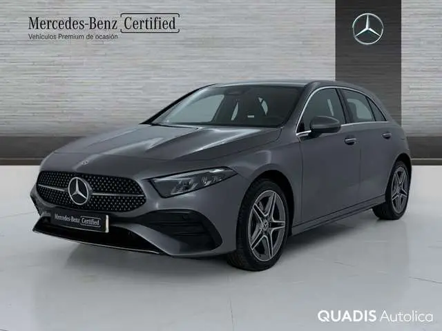 Photo 1 : Mercedes-benz Classe A 2023 Hybrid