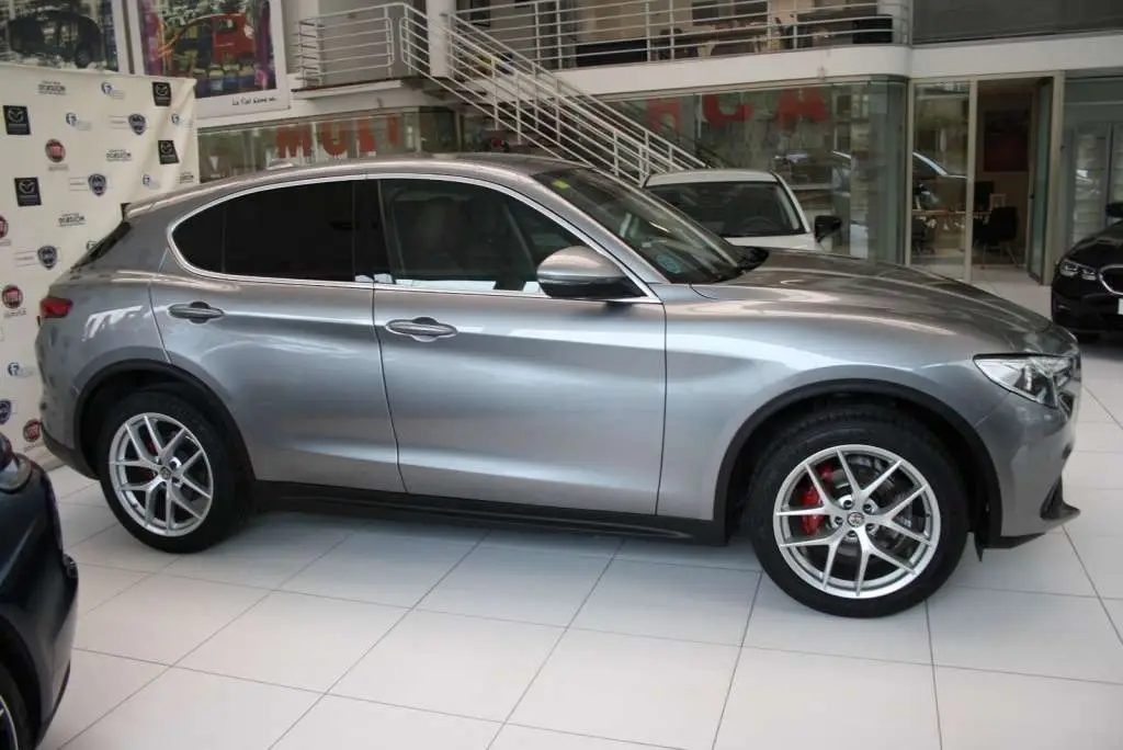 Photo 1 : Alfa Romeo Stelvio 2019 Diesel