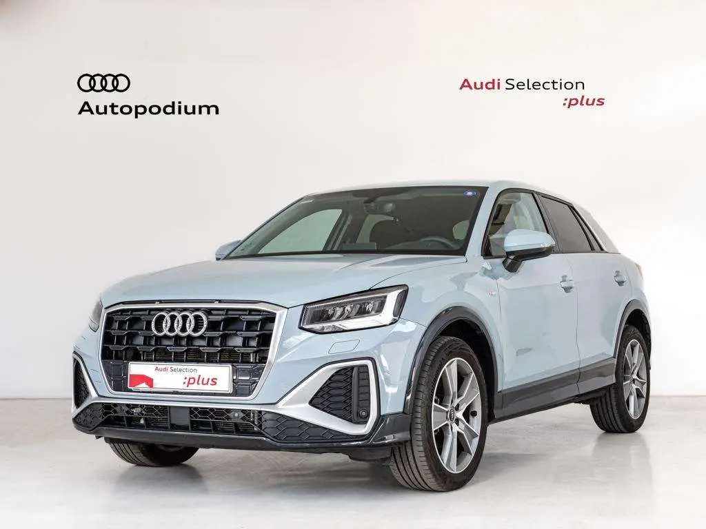 Photo 1 : Audi Q2 2024 Diesel