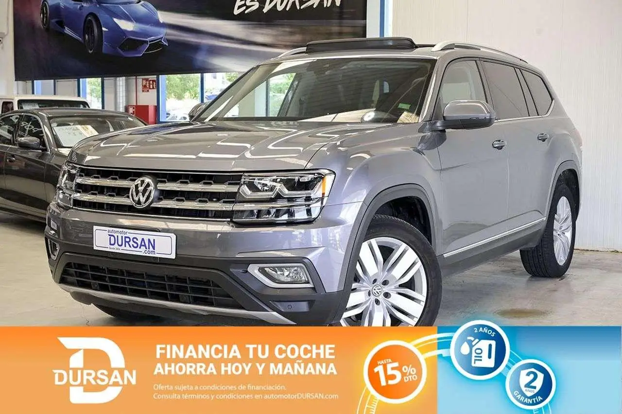 Photo 1 : Volkswagen Touareg 2019 Petrol