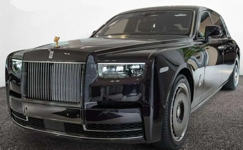 Photo 1 : Rolls-royce Phantom 2024 Petrol