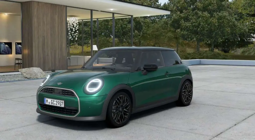 Photo 1 : Mini Cooper 2024 Petrol