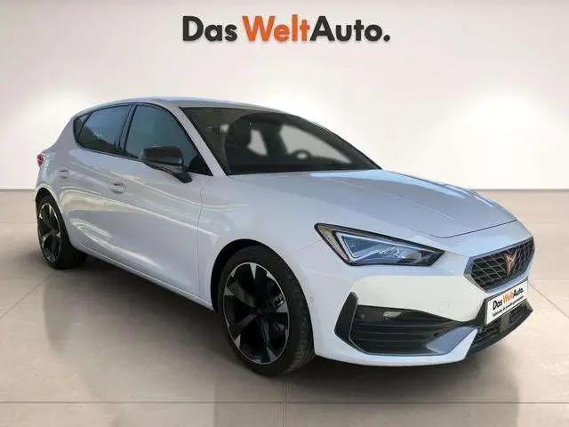 Photo 1 : Cupra Leon 2023 Petrol