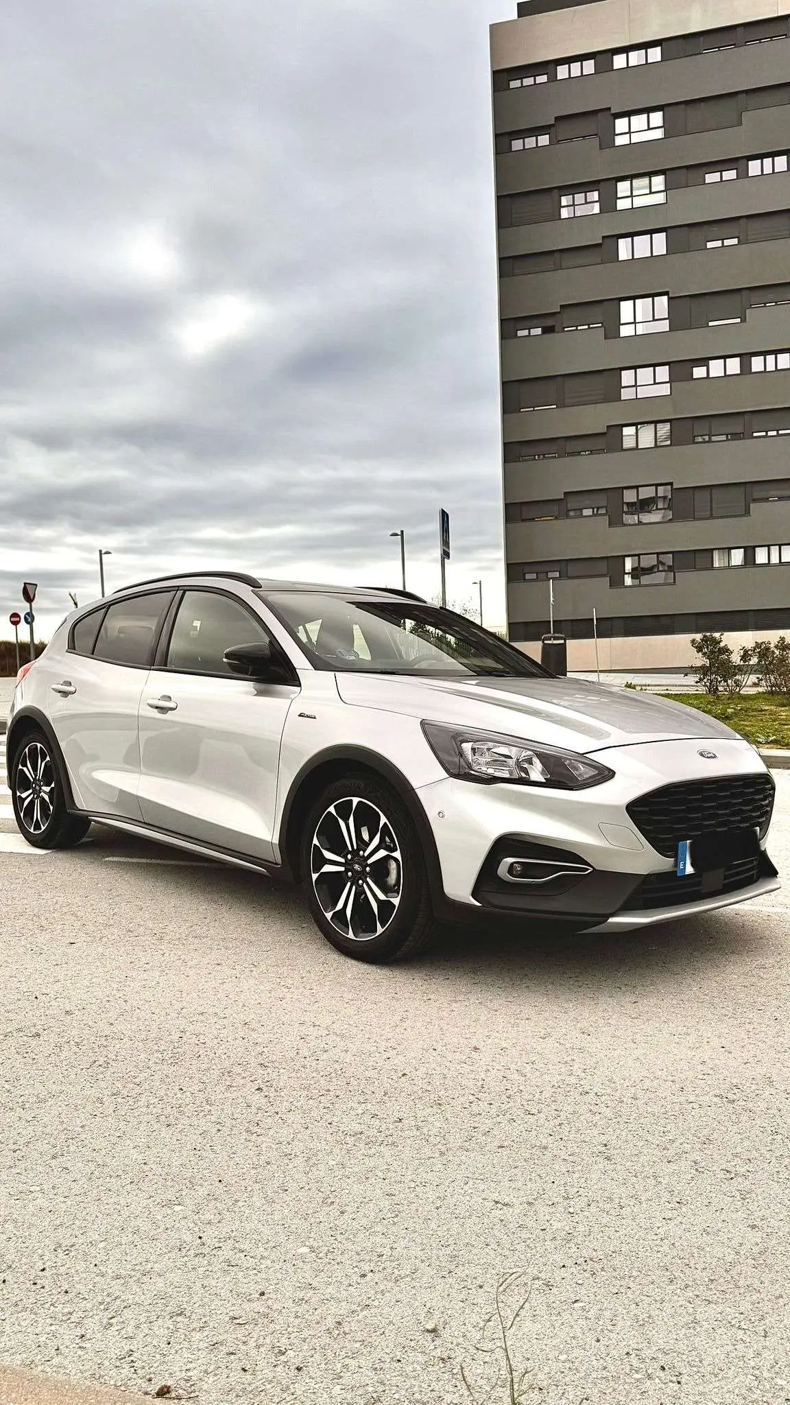 Photo 1 : Ford Focus 2021 Petrol