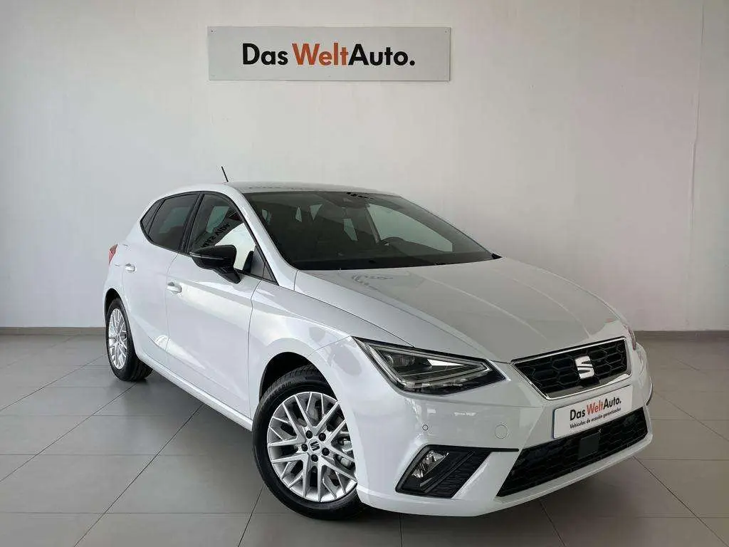 Photo 1 : Seat Ibiza 2024 Essence