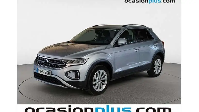 Photo 1 : Volkswagen T-roc 2023 Essence