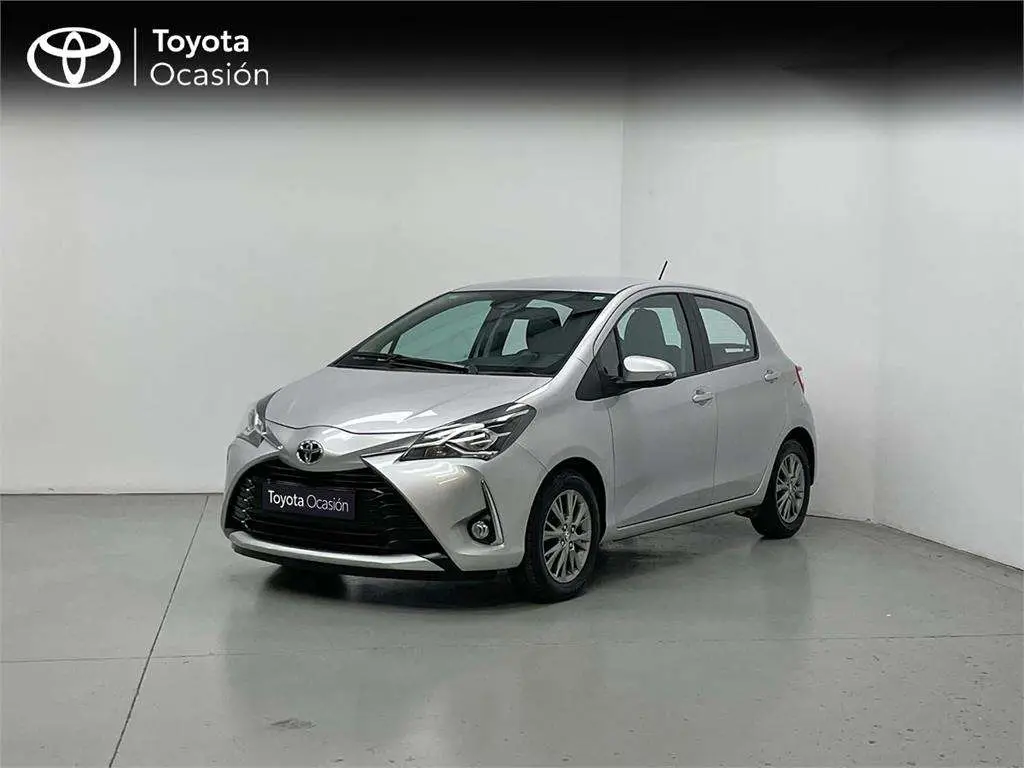 Photo 1 : Toyota Yaris 2019 Essence