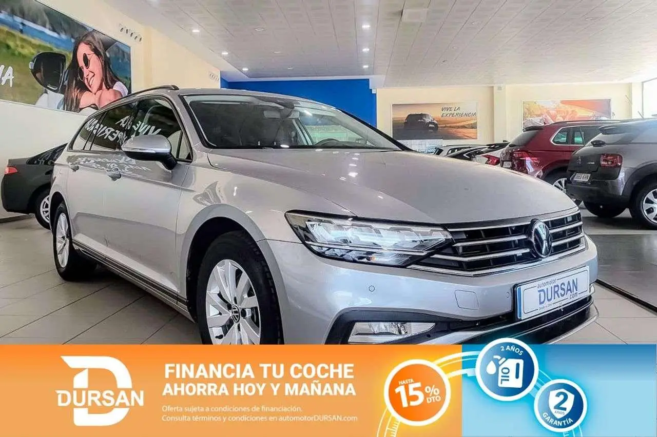 Photo 1 : Volkswagen Passat 2020 Diesel