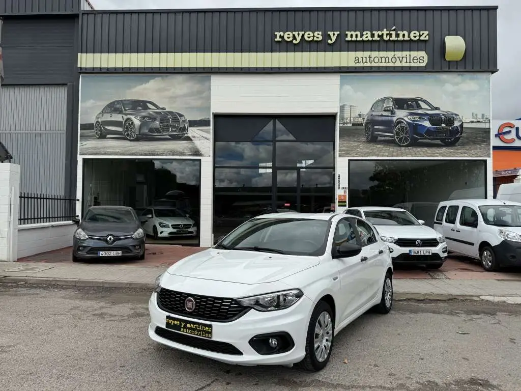 Photo 1 : Fiat Tipo 2018 Diesel