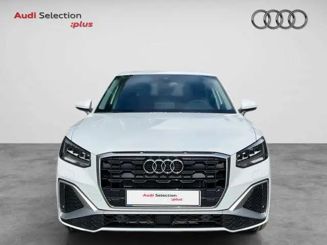 Photo 1 : Audi Q2 2023 Diesel