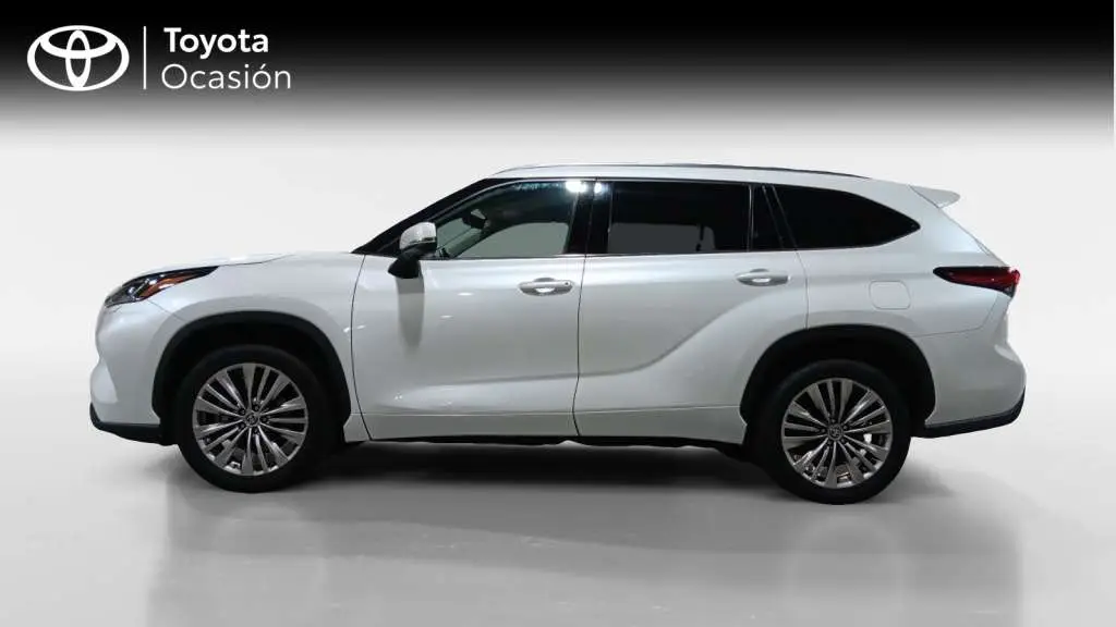 Photo 1 : Toyota Highlander 2022 Essence