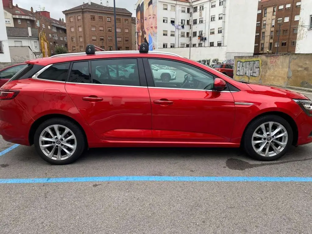 Photo 1 : Renault Megane 2019 Essence