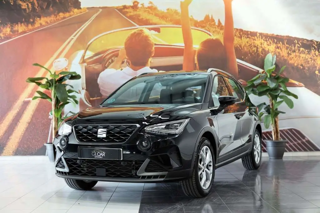 Photo 1 : Seat Arona 2023 Essence