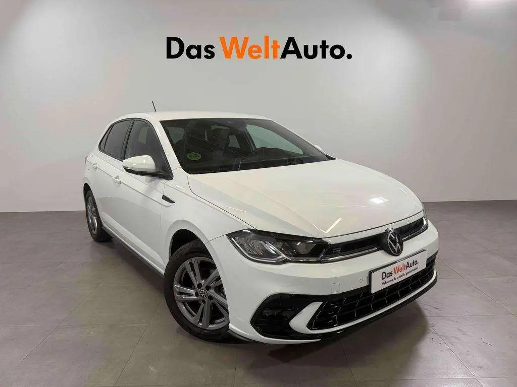 Photo 1 : Volkswagen Polo 2023 Petrol