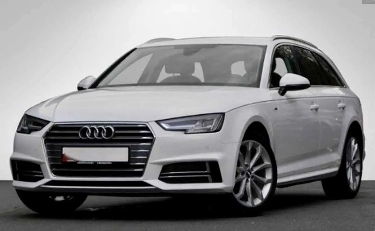 Photo 1 : Audi A4 2017 Essence