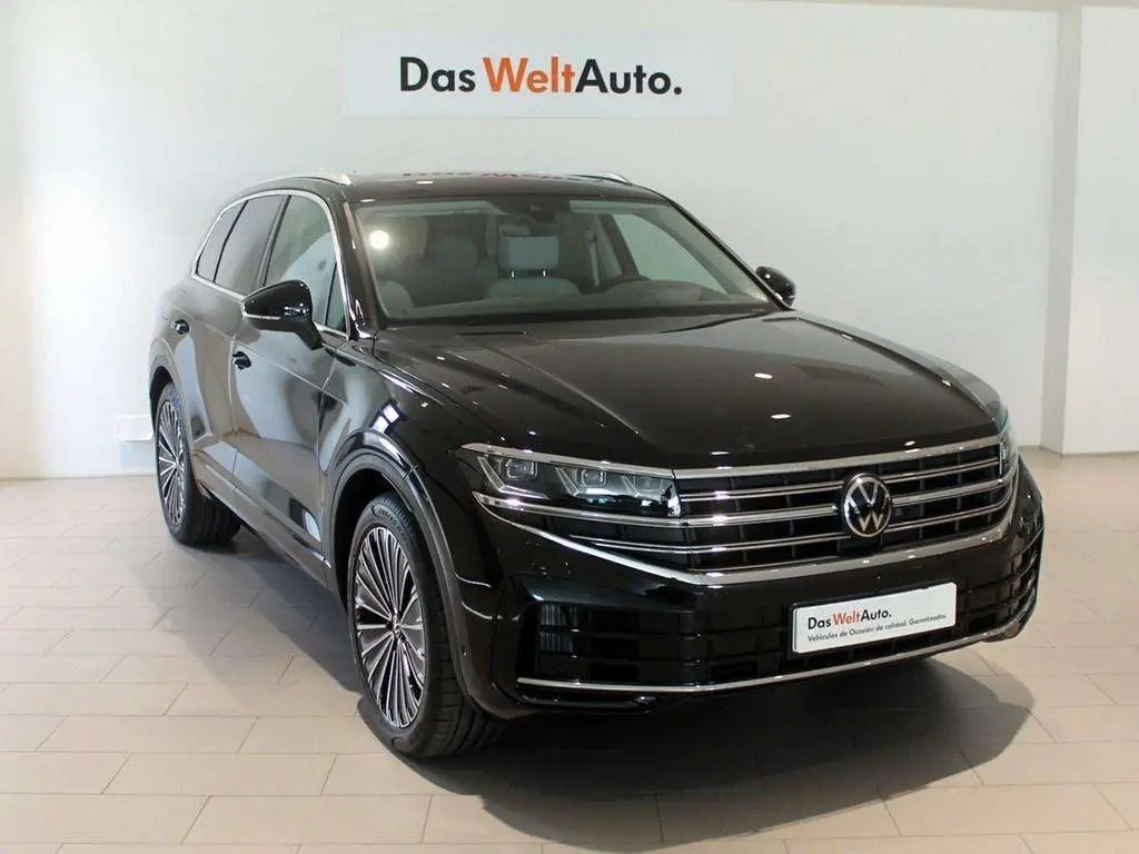 Photo 1 : Volkswagen Touareg 2023 Hybride