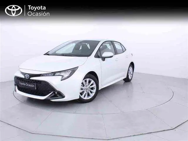 Photo 1 : Toyota Corolla 2024 Hybrid