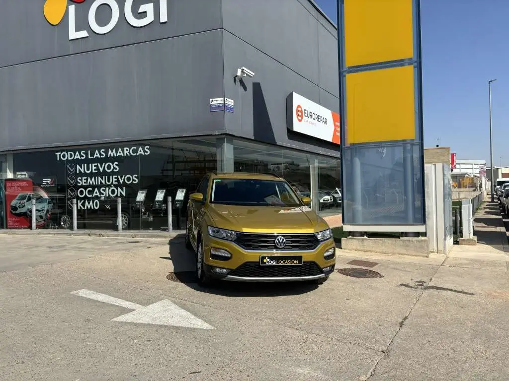 Photo 1 : Volkswagen T-roc 2019 Essence