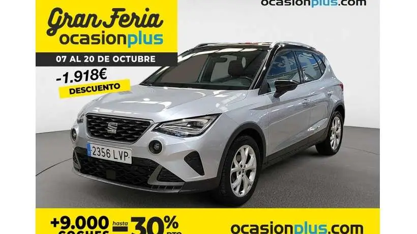 Photo 1 : Seat Arona 2021 Petrol