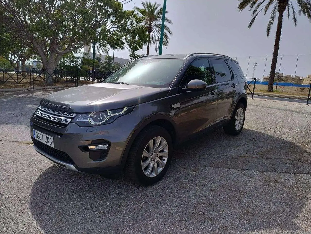 Photo 1 : Land Rover Discovery 2015 Diesel