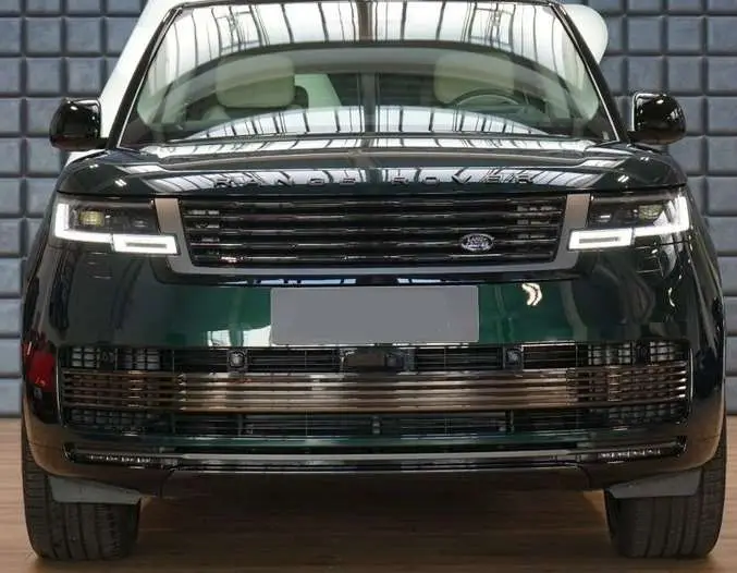 Photo 1 : Land Rover Range Rover 2024 Essence