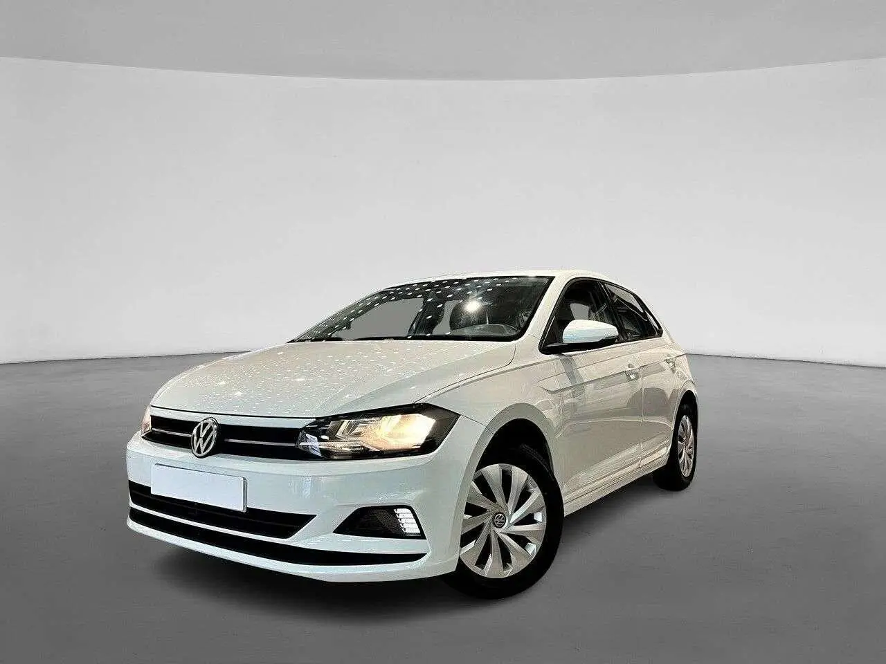 Photo 1 : Volkswagen Polo 2019 Essence