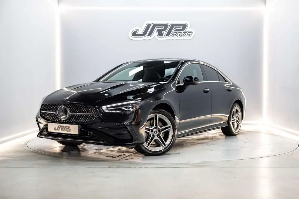 Photo 1 : Mercedes-benz Classe Cla 2024 Hybrid