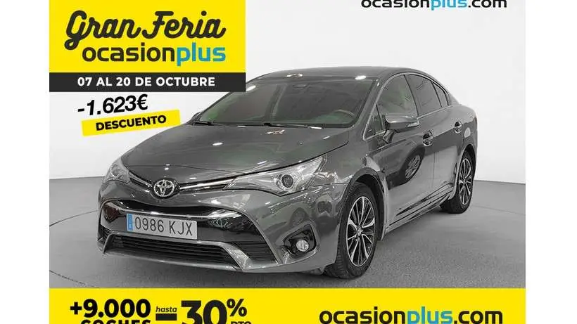 Photo 1 : Toyota Avensis 2018 Essence