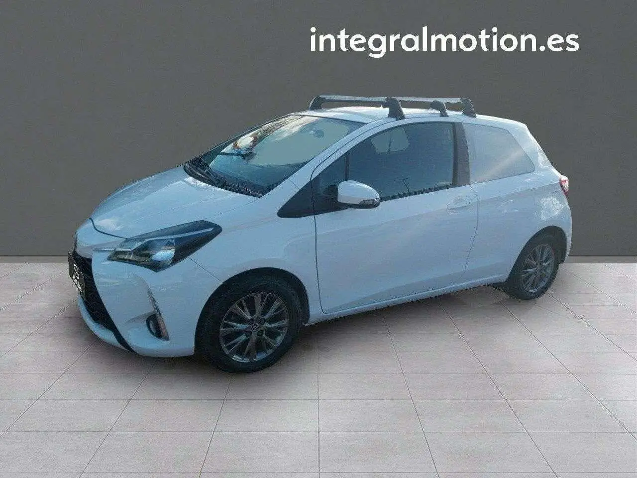 Photo 1 : Toyota Yaris 2019 Petrol