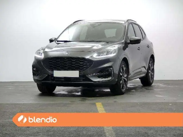 Photo 1 : Ford Kuga 2023 Essence