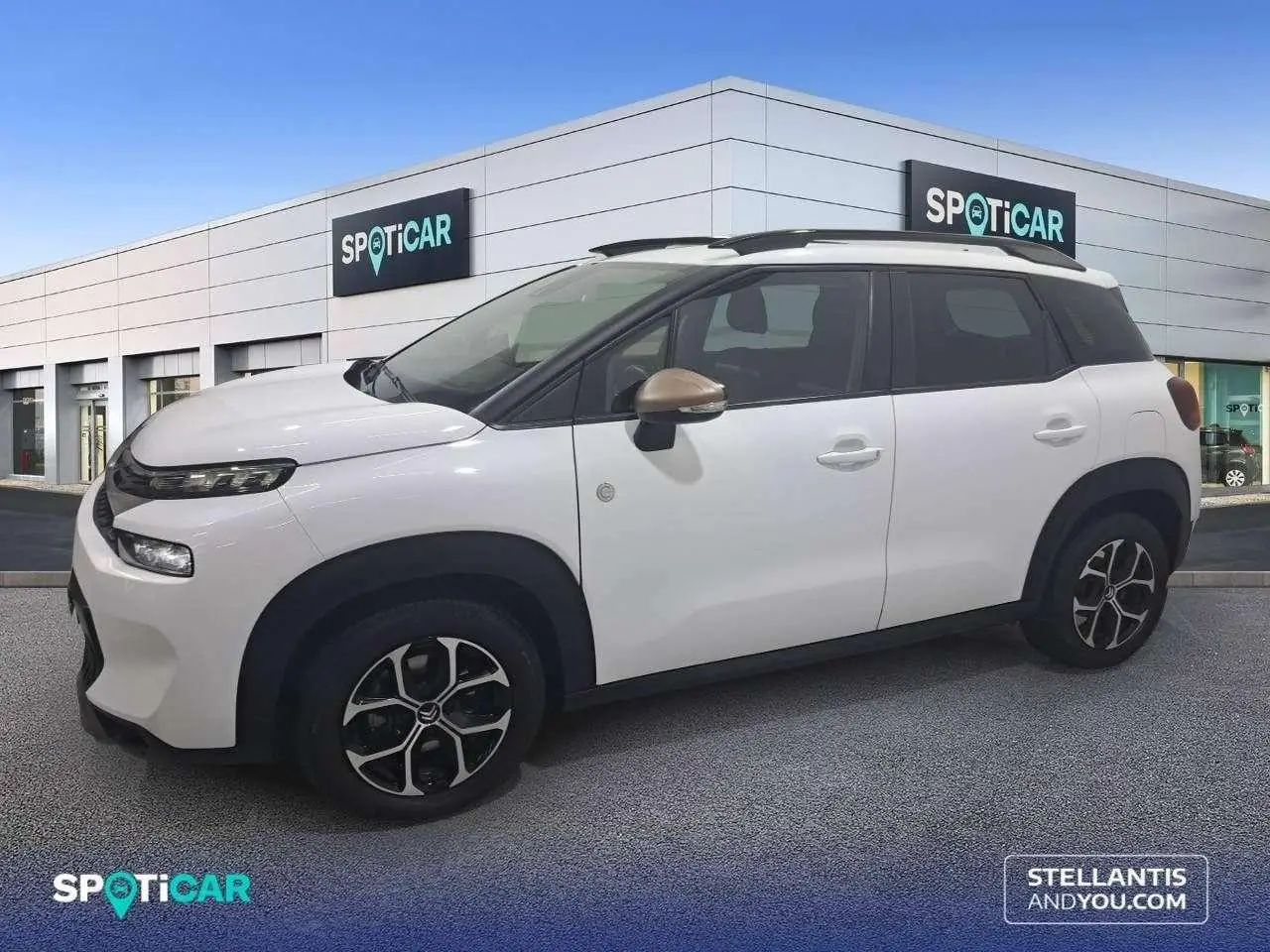 Photo 1 : Citroen C3 Aircross 2023 Petrol